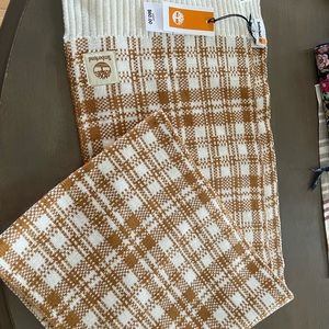 Timberland brown and white scarf